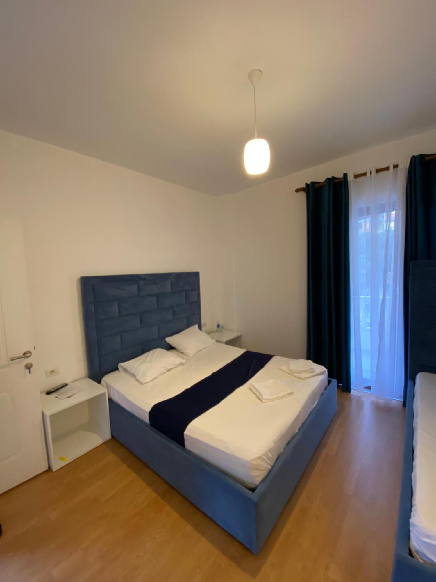 Enia'S Room Sarandë Exteriör bild